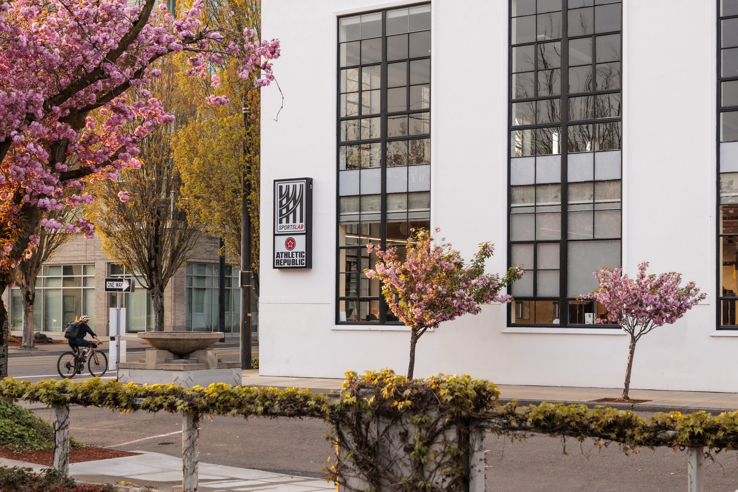 SportsLab and Athletic Republic front desk in Portland
